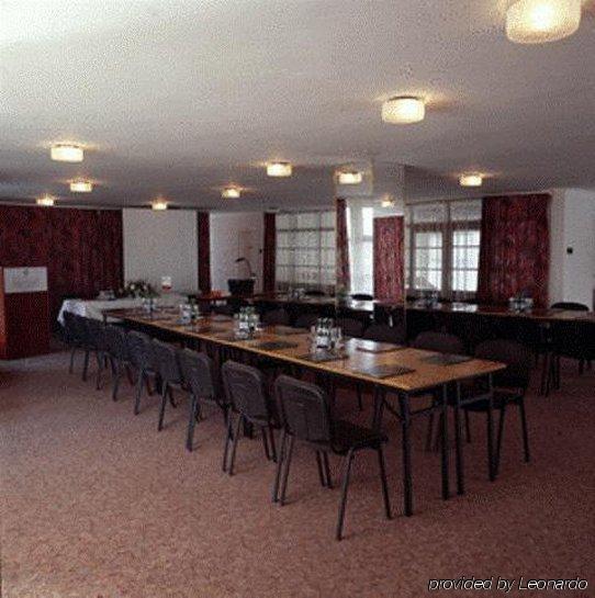 Hotel Nagyerdo Дебрецен Съоръжения снимка